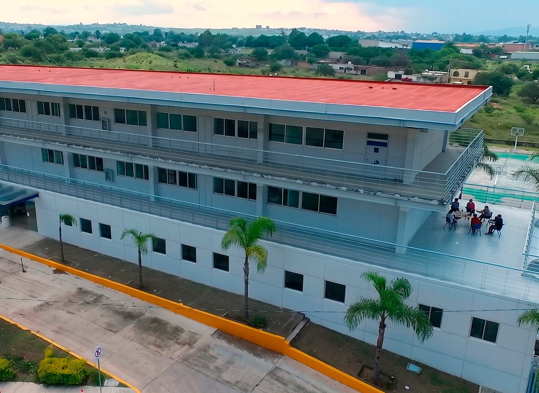 Vista exterior de Colegio Técnico Querétaro